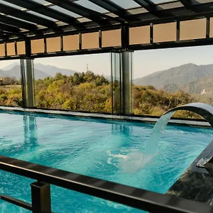 4* מלון Chateau Milisi